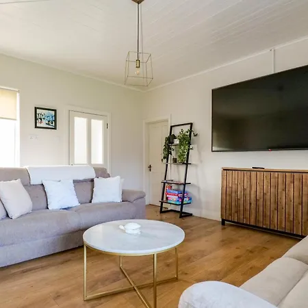 Cozy Connemara Family Retreat Hébergement de vacances *