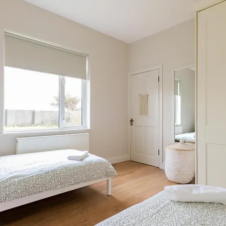 Cozy Connemara Family Retreat Derroogh