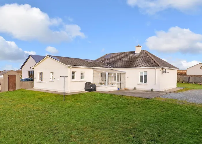 Cozy Connemara Family Retreat Derroogh